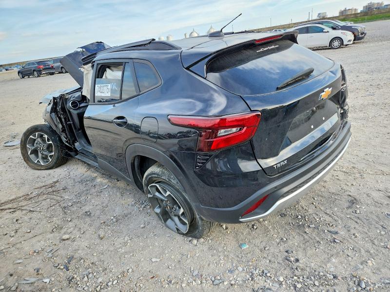 Photo 2 from auction – 2024 CHEVROLET TRAX 1LT with VIN KL77LHE2XRC219314