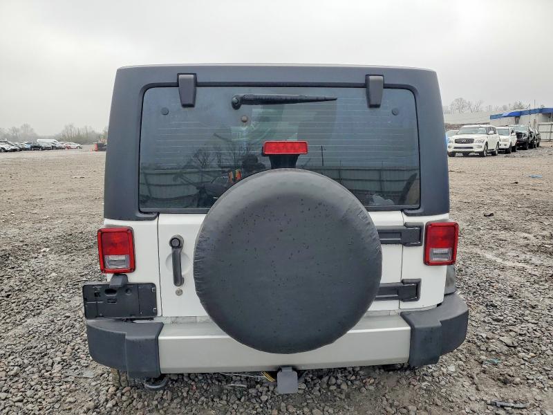 Photo 6 from auction – 2014 JEEP WRANGLER U with VIN 1C4BJWDG3EL118100