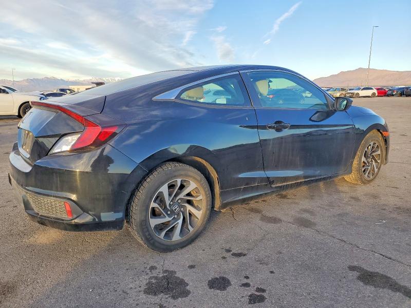 Photo 3 from auction – 2017 HONDA CIVIC with VIN 2HGFC4B09HH300585