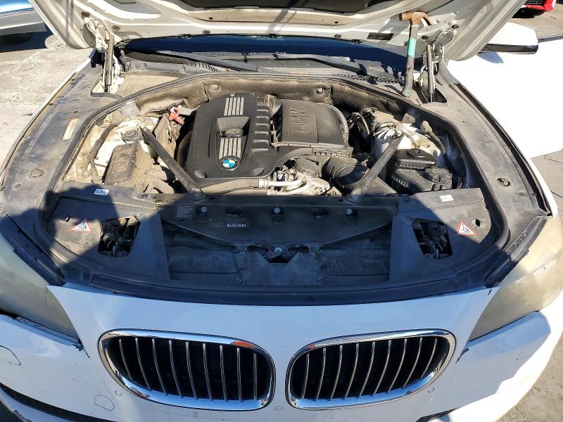 Photo 11 from auction – 2012 BMW 740 LI with VIN WBAKB4C51CC576827