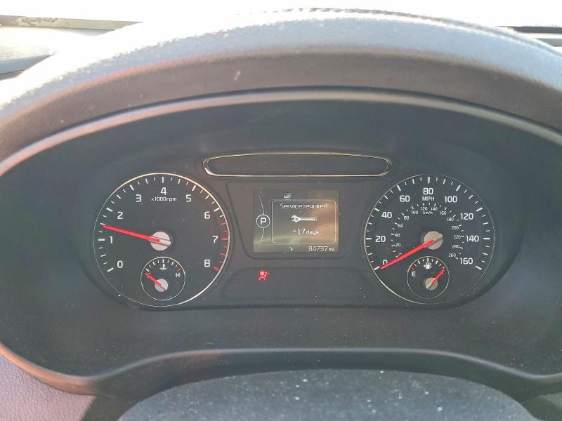 Photo 9 from auction – 2016 KIA SORENTO LX with VIN 5XYPG4A37GG076152
