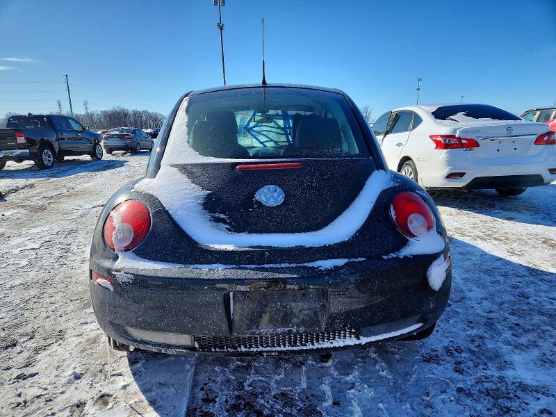 Photo 6 from auction – 2010 VOLKSWAGEN NEW BEETLE with VIN 3VWPG3AG3AM007558