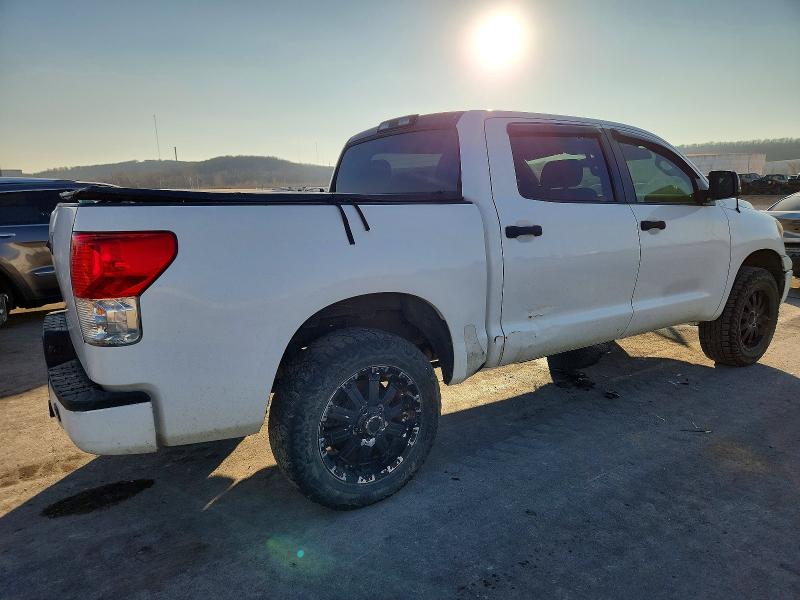 Photo 3 from auction – 2013 TOYOTA TUNDRA with VIN 5TFEY5F12DX138244