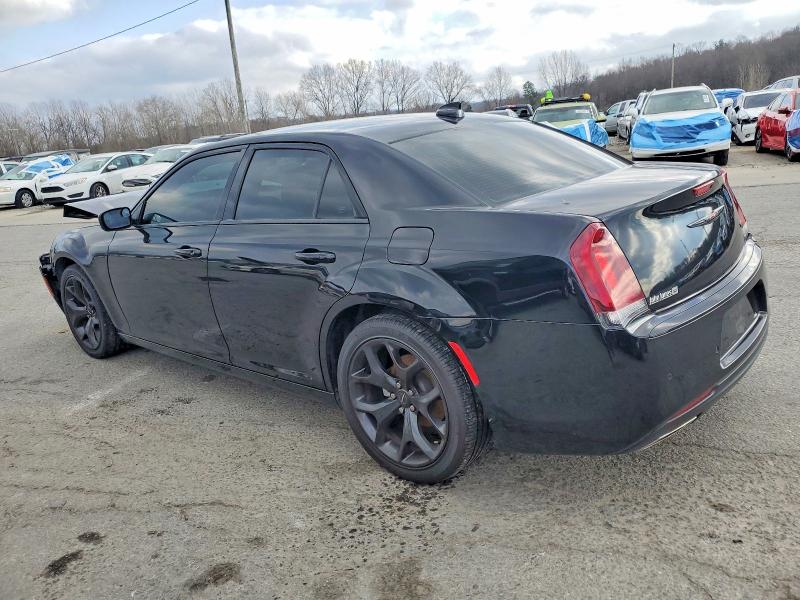Photo 2 from auction – 2021 CHRYSLER 300 S with VIN 2C3CCABG1MH629695