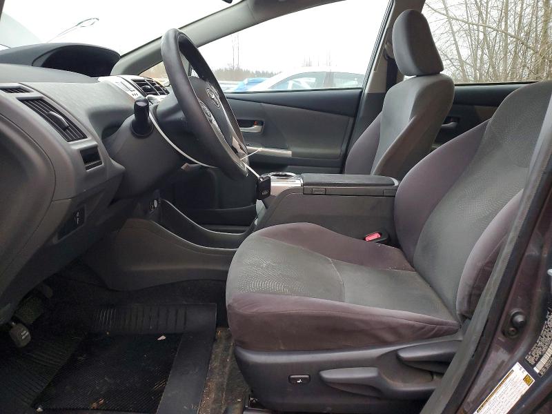 Photo 7 from auction – 2013 TOYOTA PRIUS V with VIN JTDZN3EU1D3194192
