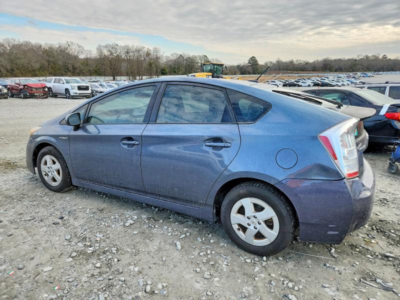 Zdjęcie 2 z aukcji – 2011 TOYOTA PRIUS z VIN JTDKN3DU6B0281314