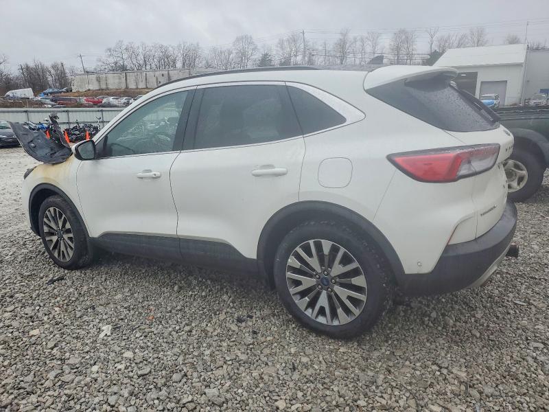 Photo 2 from auction – 2020 FORD ESCAPE with VIN 1FMCU9J95LUB82435