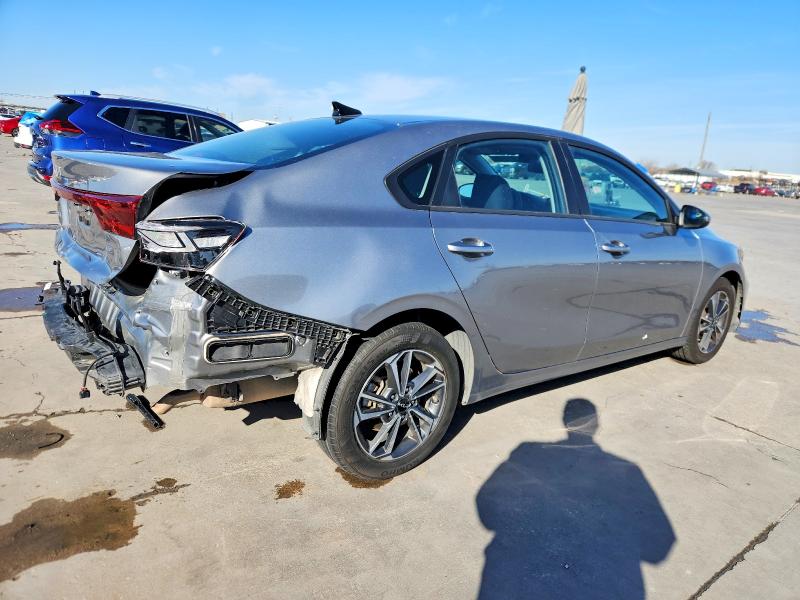 Photo 3 from auction – 2024 KIA FORTE with VIN 3KPF24AD1RE715418