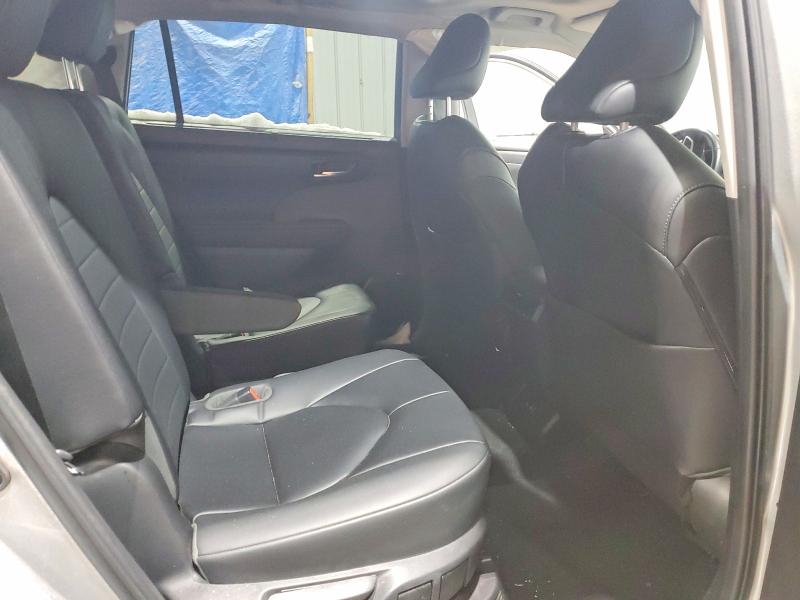 Photo 11 from auction – 2023 TOYOTA HIGHLANDER with VIN 5TDKBRCH6PS601347