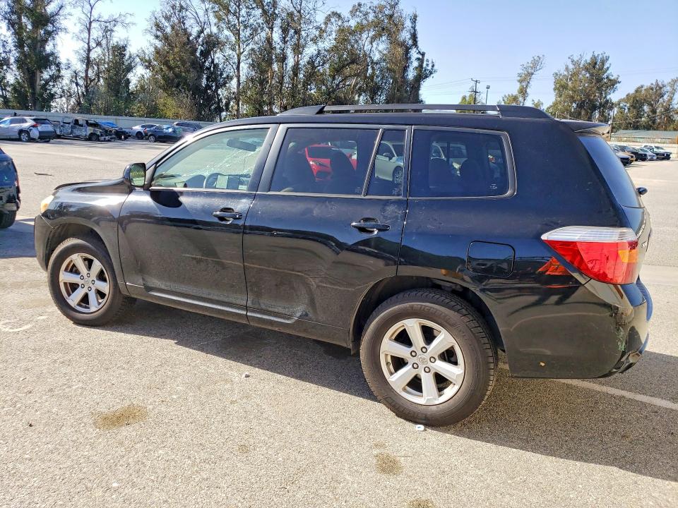 Photo 2 from auction – 2008 TOYOTA HIGHLANDER with VIN JTEDS41A082029729
