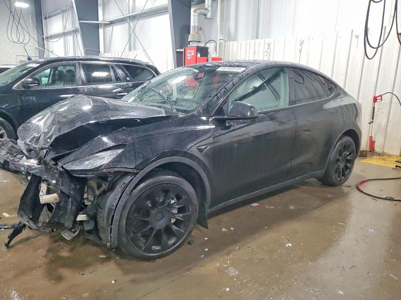 TESLA MODEL Y 2023 with VIN 7SAYGDEE3PF802650 - Photo from auction