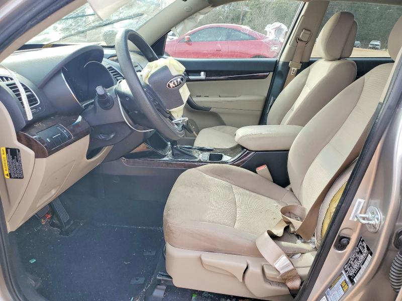 Photo 7 from auction – 2015 KIA SORENTO LX with VIN 5XYKT3A61FG654450