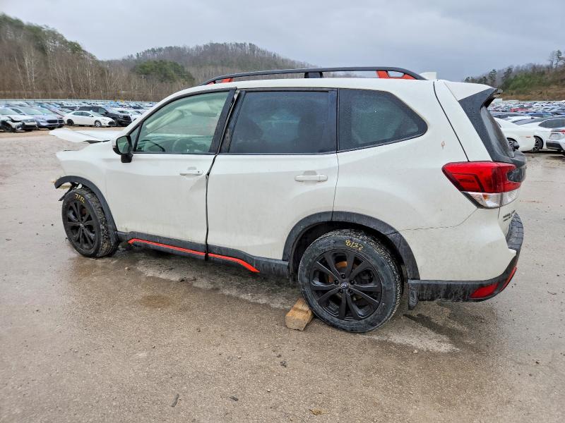 Photo 2 from auction – 2021 SUBARU FORESTER with VIN JF2SKARCXMH563586