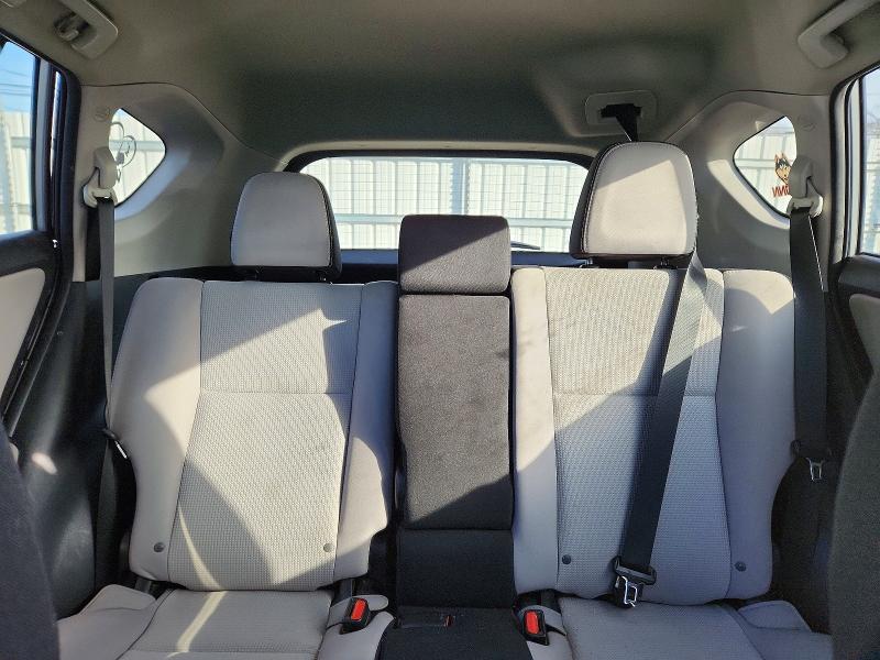 Photo 10 from auction – 2016 TOYOTA RAV4 XLE with VIN 2T3RFREV8GW521634