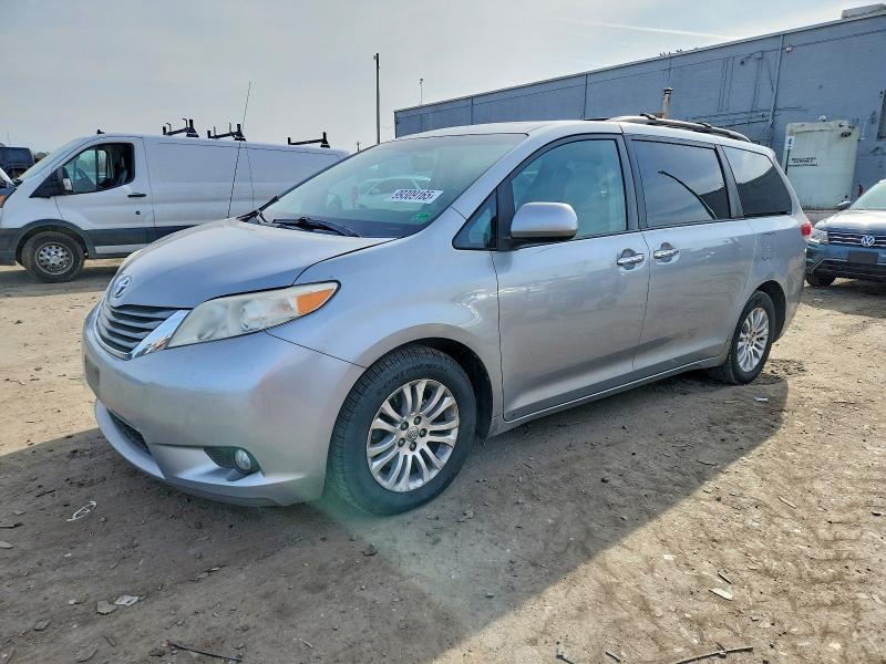 Photo 1 from auction – 2014 TOYOTA SIENNA XLE with VIN 5TDYK3DC2ES484633