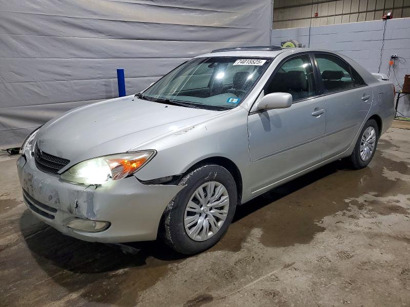 TOYOTA CAMRY LE 2003 مع رقم تعريف المركبة JTDBF30K930102203 - صورة من المزاد