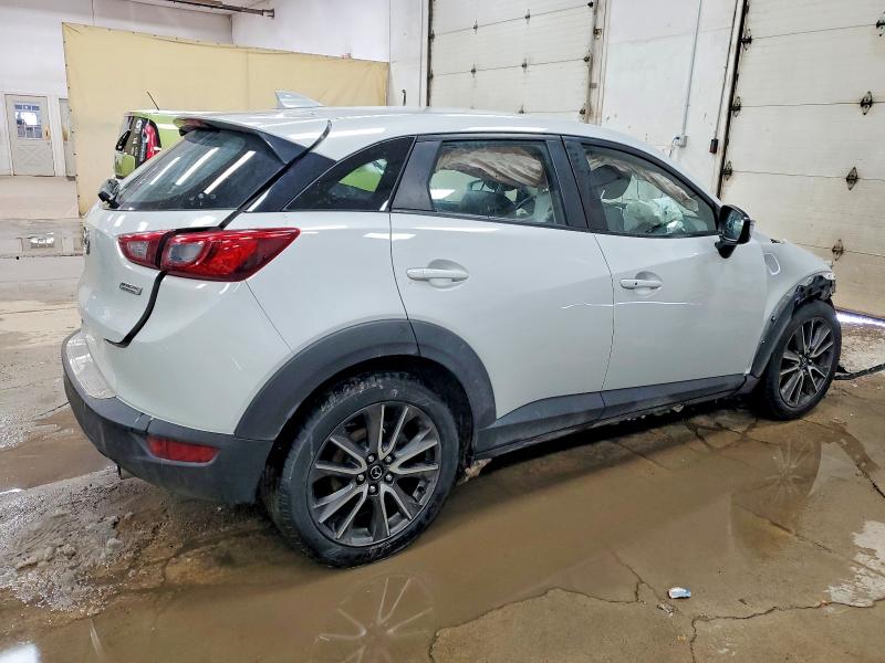 Photo 3 from auction – 2017 MAZDA CX-3 TOURI with VIN JM1DKFC72H0161887