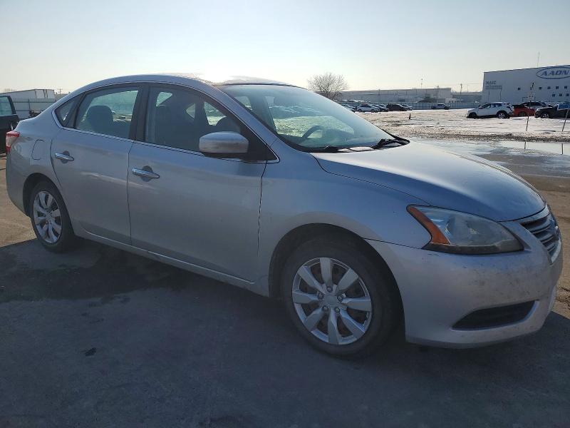 Photo 4 from auction – 2014 NISSAN SENTRA S with VIN 1N4AB7AP7EN854535
