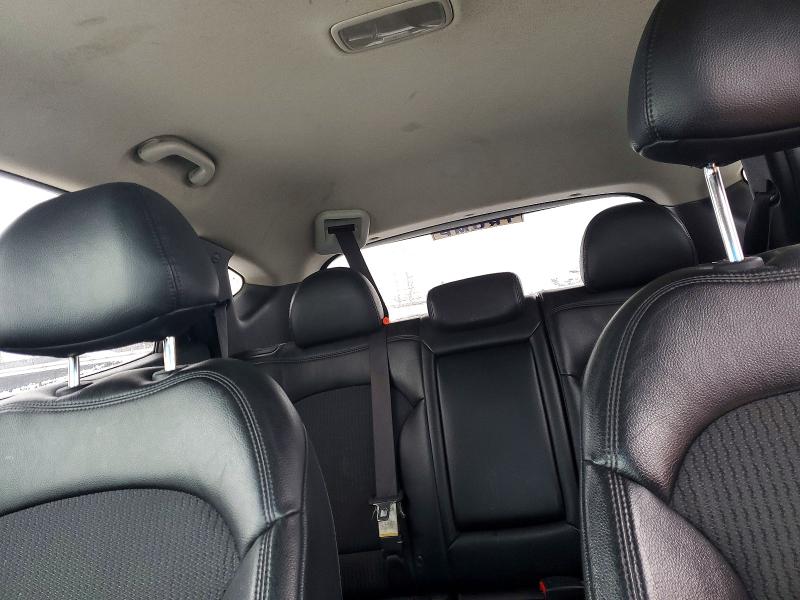 Photo 10 from auction – 2012 HYUNDAI TUCSON GLS with VIN KM8JUCAC3CU395576