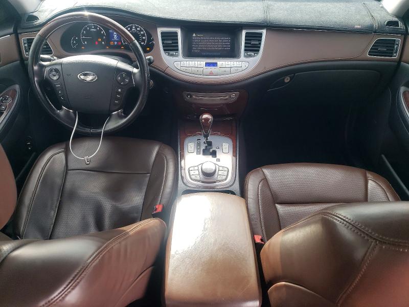 Photo 8 from auction – 2011 HYUNDAI GENESIS 4. with VIN KMHGC4DF7BU132983