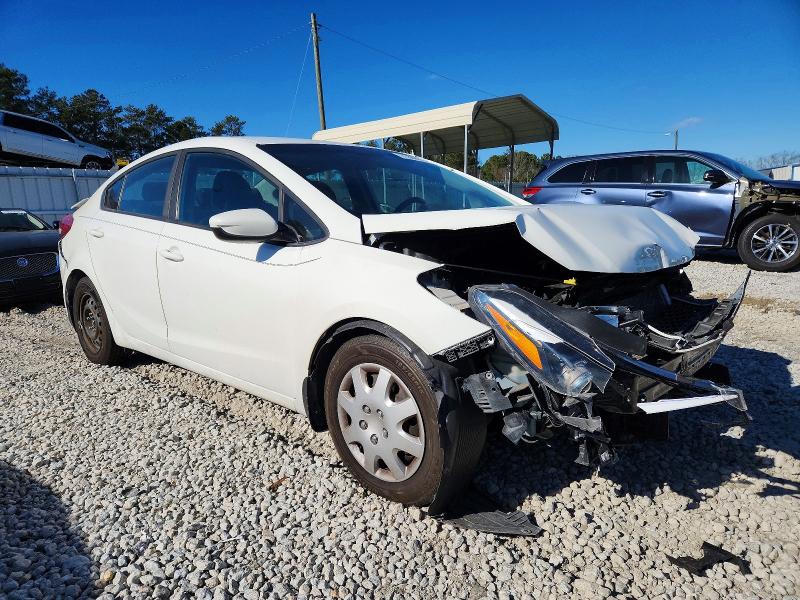 Photo 4 from auction – 2018 KIA FORTE LX with VIN 3KPFK4A78JE239862