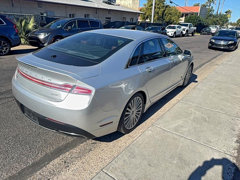 Photo 4 from auction – 2017 LINCOLN MKZ RESERV with VIN 3LN6L5E93HR605496