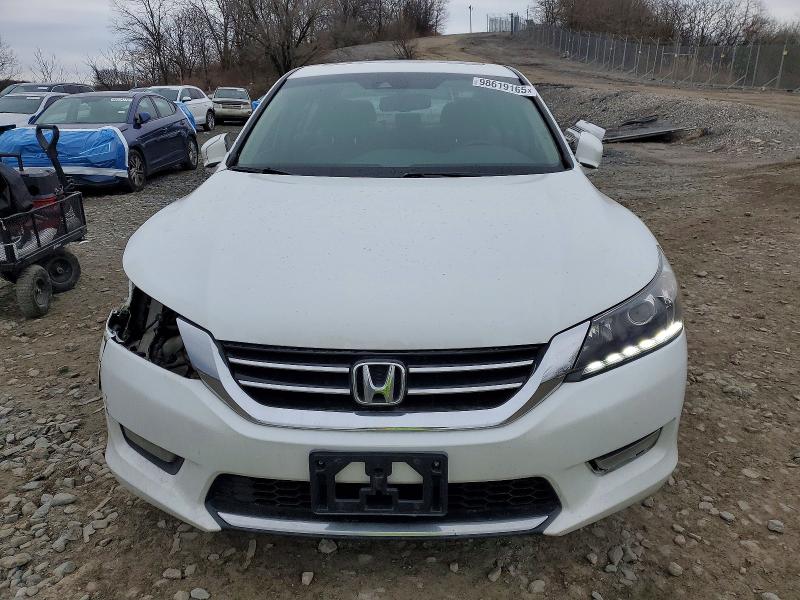 Photo 5 from auction – 2015 HONDA ACCORD with VIN 1HGCR3F85FA001084