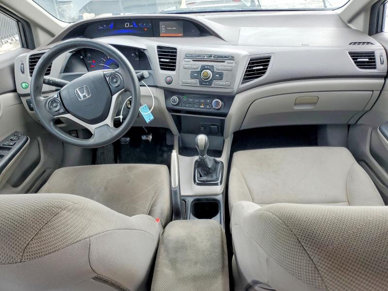 Photo 8 from auction – 2012 HONDA CIVIC with VIN 19XFB2E55CE015531