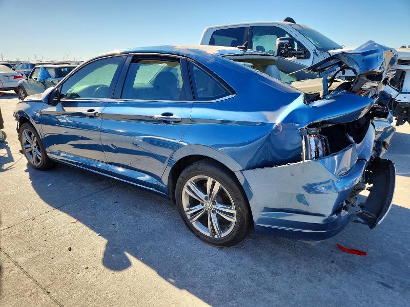 Photo 2 from auction – 2019 VOLKSWAGEN JETTA with VIN 3VWEB7BU5KM237136