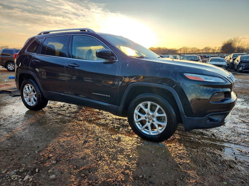Photo 4 from auction – 2015 JEEP CHEROKEE with VIN 1C4PJLCB8FW737348