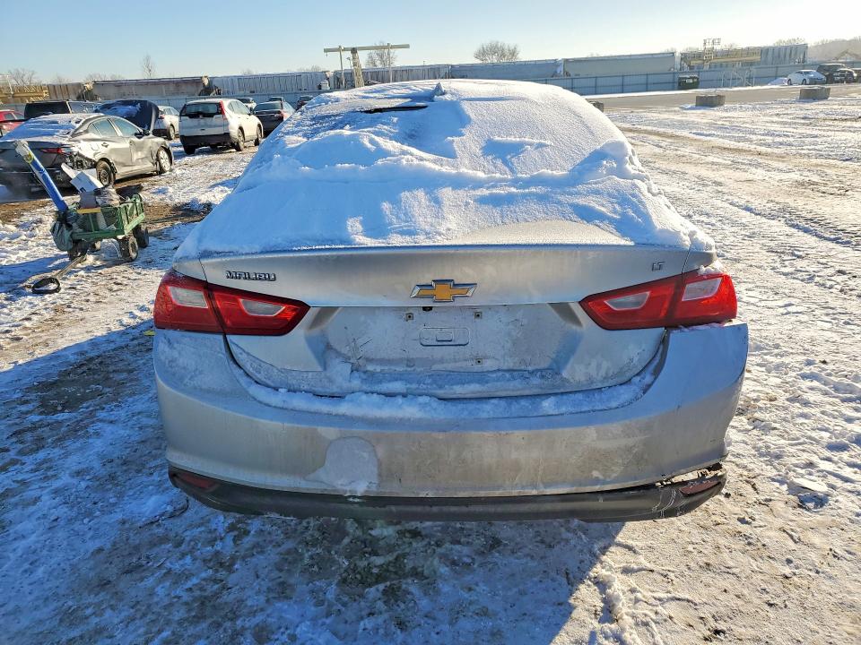 Photo 6 from auction – 2016 CHEVROLET MALIBU with VIN 1G1ZE5ST6GF247083
