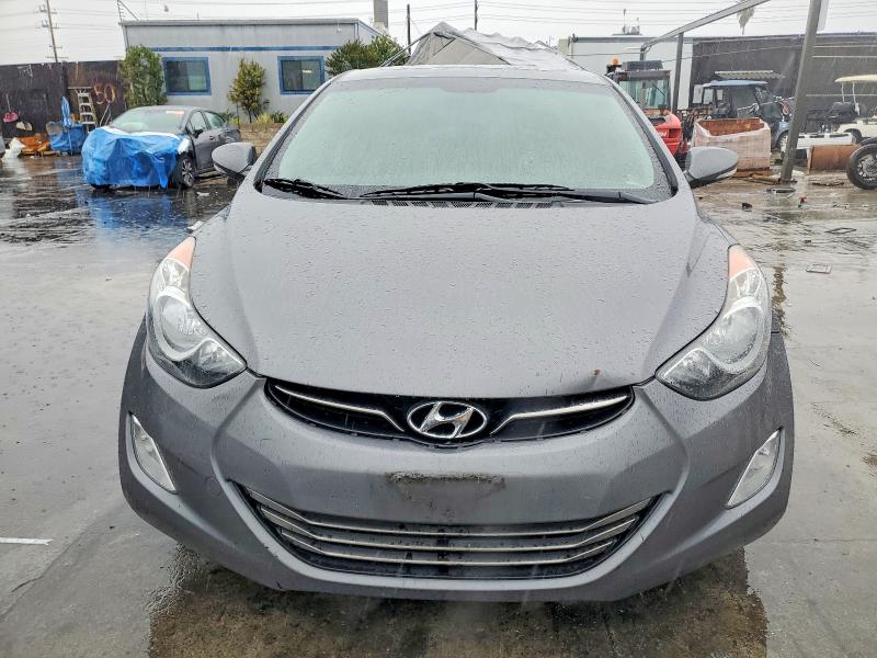 Photo 5 from auction – 2011 HYUNDAI ELANTRA with VIN 5NPDH4AE6BH041699