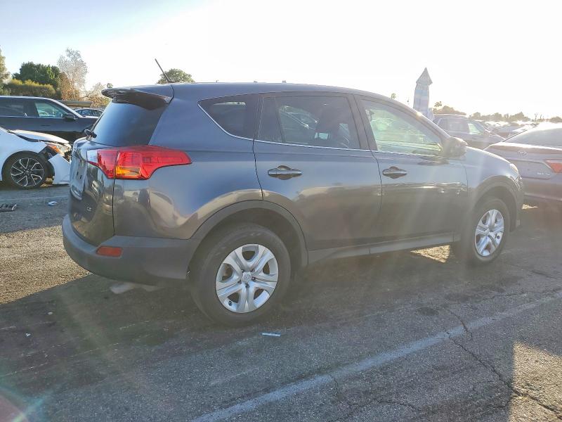 Photo 3 from auction – 2015 TOYOTA RAV4 with VIN JTMZFREV7FJ044997