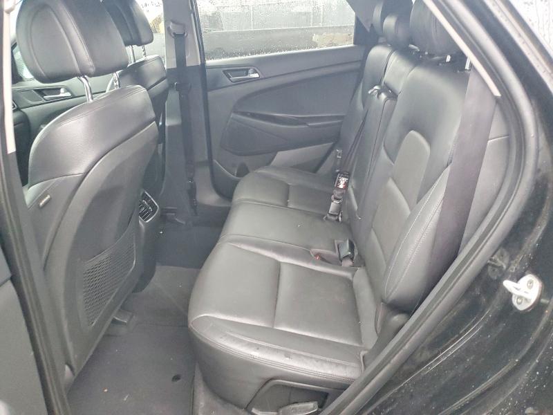 Photo 11 from auction – 2017 HYUNDAI TUCSON LIM with VIN KM8J3CA29HU268915