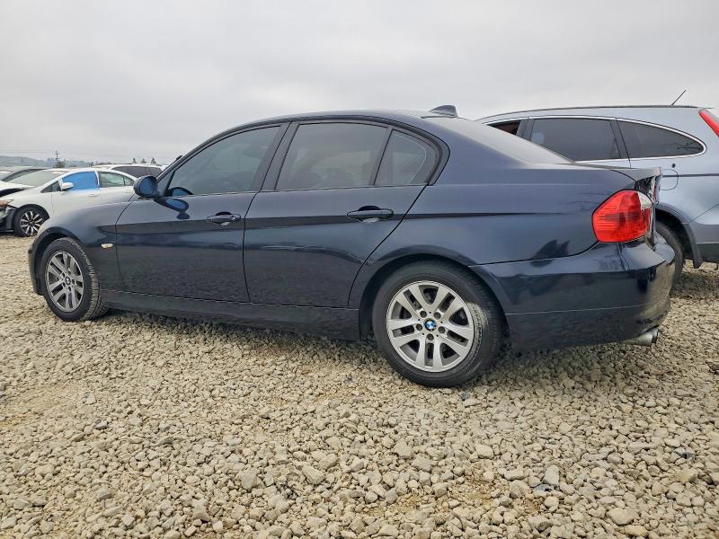Photo 2 from auction – 2006 BMW 325 I with VIN WBAVB13506PT18453