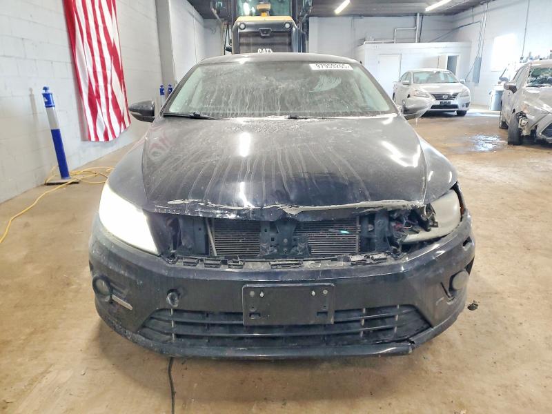 Photo 5 from auction – 2013 VOLKSWAGEN CC with VIN WVWBP7AN7DE556743