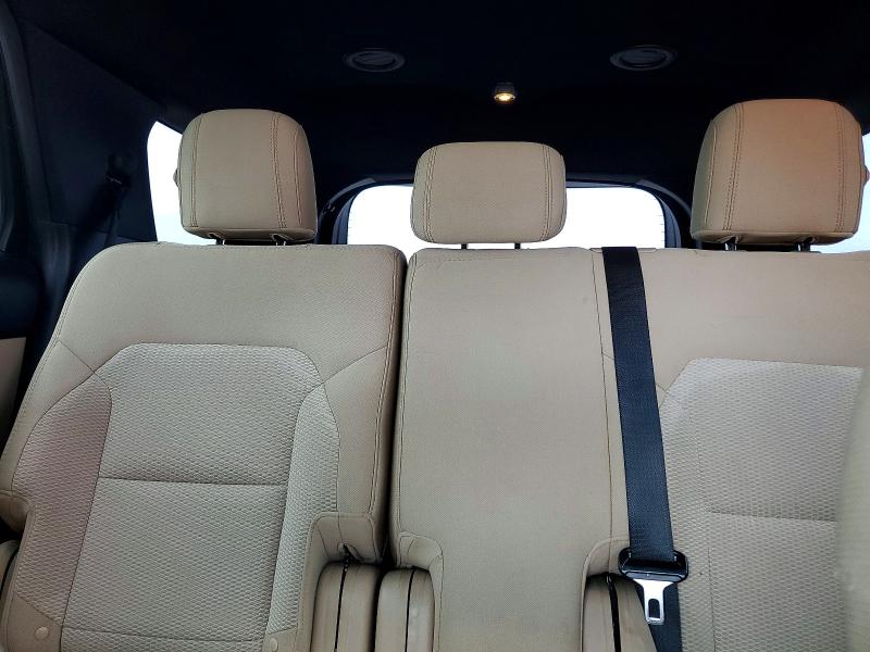 Photo 10 from auction – 2017 FORD EXPLORER X with VIN 1FM5K7D82HGA67366
