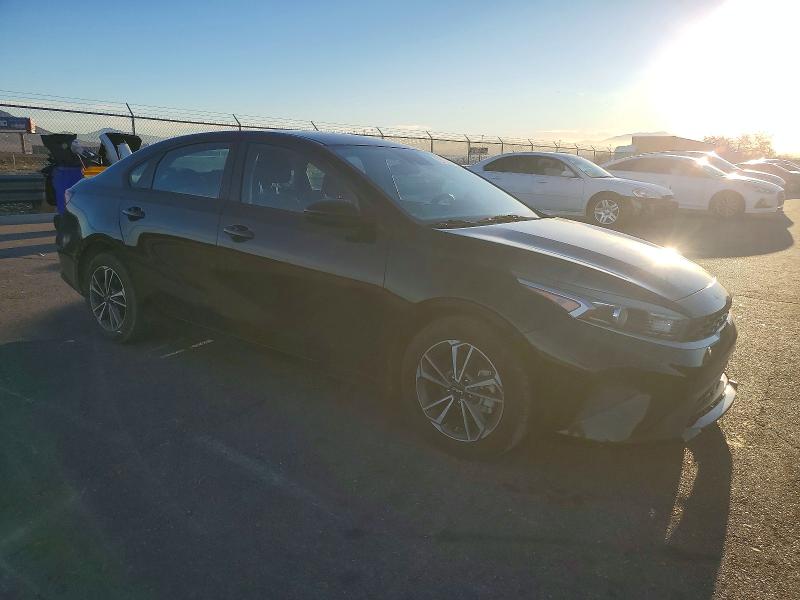 Photo 4 from auction – 2023 KIA FORTE with VIN 3KPF24AD6PE628482