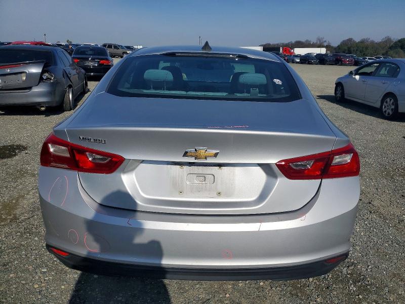 Photo 6 from auction – 2017 CHEVROLET MALIBU LS with VIN 1G1ZC5ST7HF264174