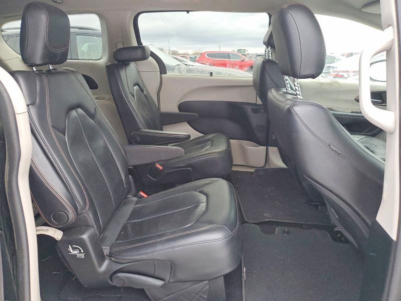 Photo 10 from auction – 2019 CHRYSLER PACIFICA with VIN 2C4RC1BGXKR624962