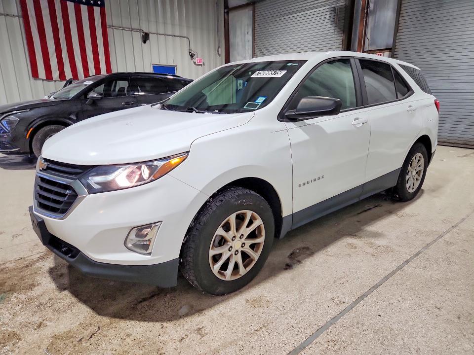 CHEVROLET EQUINOX LS 2020 with VIN 3GNAXSEV7LS620381 - Photo from auction