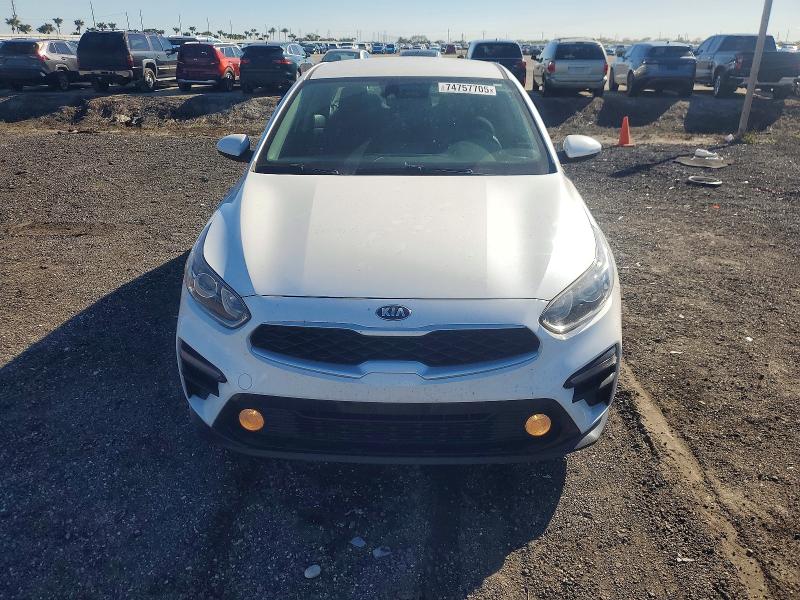 Photo 5 from auction – 2021 KIA FORTE with VIN 3KPF24AD9ME383222