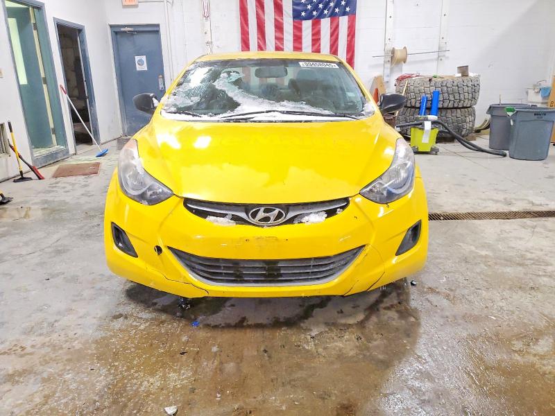 Photo 5 from auction – 2013 HYUNDAI ELANTRA with VIN KMHDH4AE5DU595188