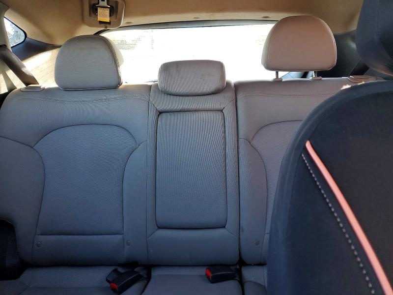 Photo 10 from auction – 2011 HYUNDAI TUCSON with VIN KM8JT3ABXBU243111