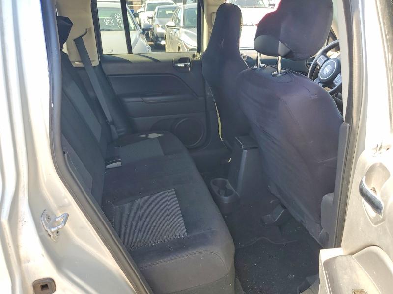 Photo 11 from auction – 2011 JEEP PATRIOT with VIN 1J4NT1GAXBD270974