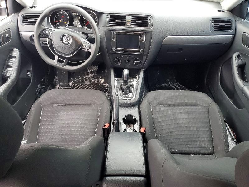 Photo 8 from auction – 2017 VOLKSWAGEN JETTA with VIN 3VW2B7AJ5HM207525