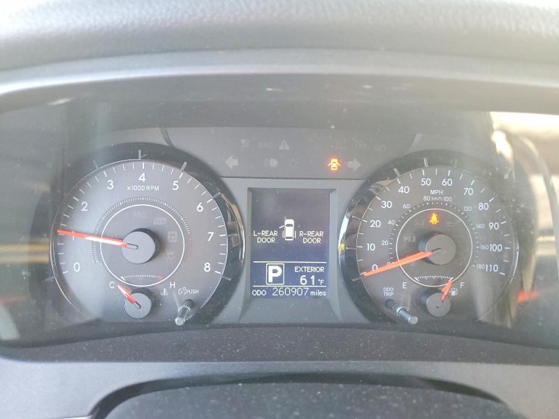 Photo 9 from auction – 2017 TOYOTA SIENNA with VIN 5TDKZ3DC6HS833525