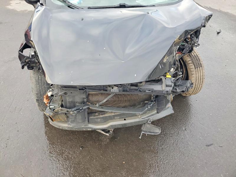 Photo 11 from auction – 2011 FORD FIESTA with VIN 3FADP4BJ3BM240403