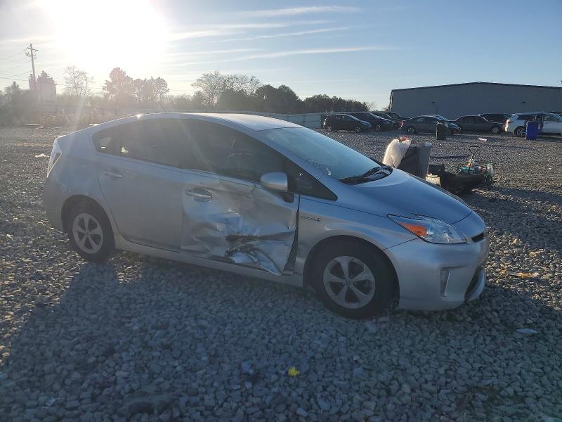Photo 4 from auction – 2015 TOYOTA PRIUS with VIN JTDKN3DU5F1981003