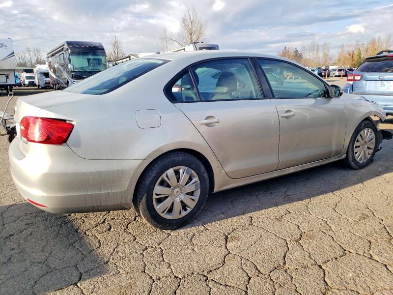 Photo 3 from auction – 2011 VOLKSWAGEN JETTA with VIN 3VWDZ7AJ7BM050138